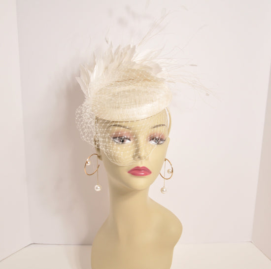 Kentucky Derby Fascinator Hat, Ascot Hat for Wedding & Tea Party, Garden Party Hat, Mother of the Bride, Church Ivory/Off White
