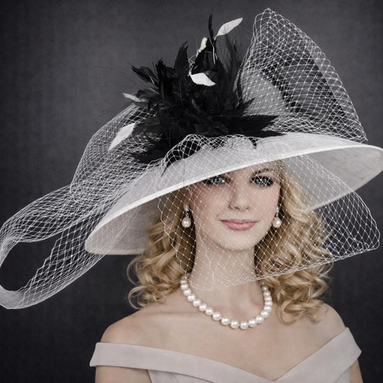 White & Black Feather Flower Bow Design Wide Brim Sinamay Hat For Kentucky Derby, Ascot Royal, Tea Garden Party, Chuch, Wedding Party
